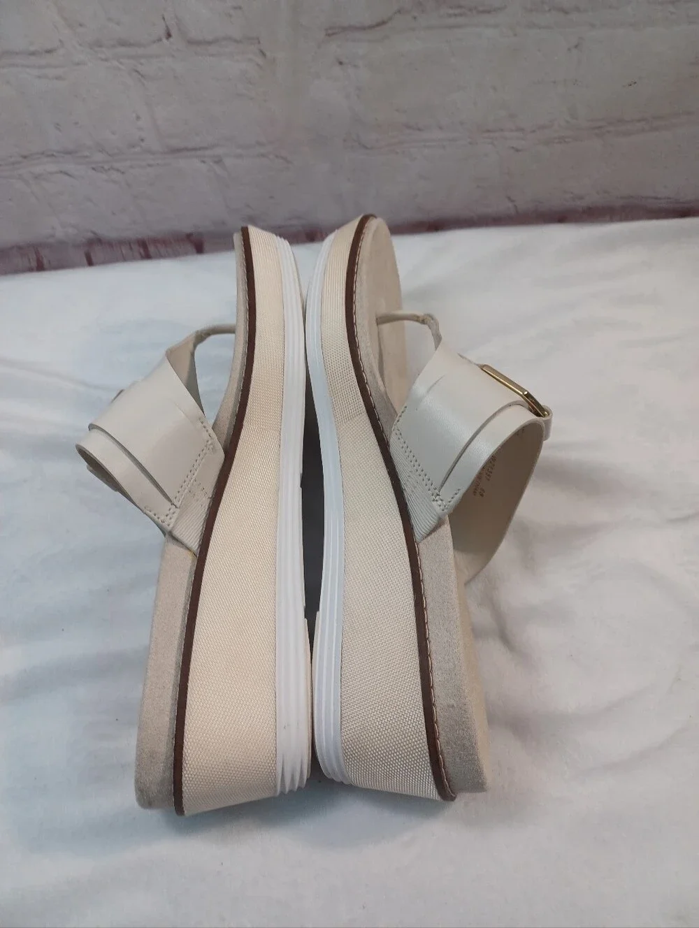 cole haan original grand white wedge thong sandals 6b